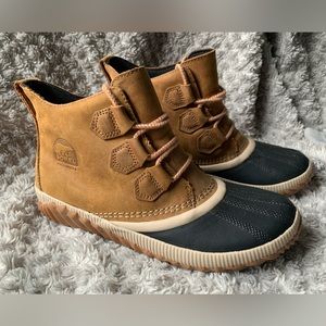 Sorel Out N About duck boots